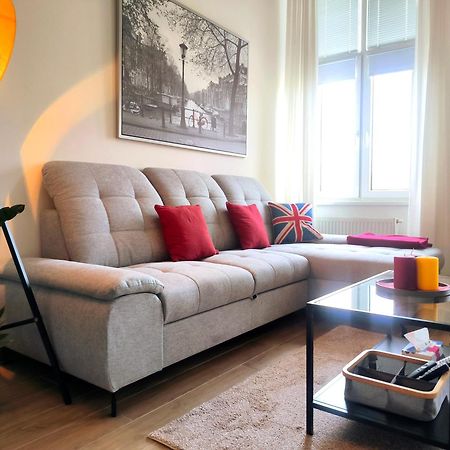 Cozyhome In Old Town, Presidential Apartment Bratislava Exterior foto
